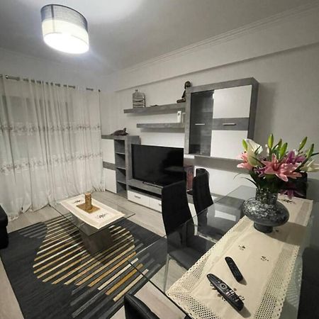 Апартаменти Quarto Calmo E Acolhedor Алмада Екстер'єр фото